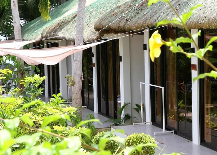 Serenity Bayside Resort *
